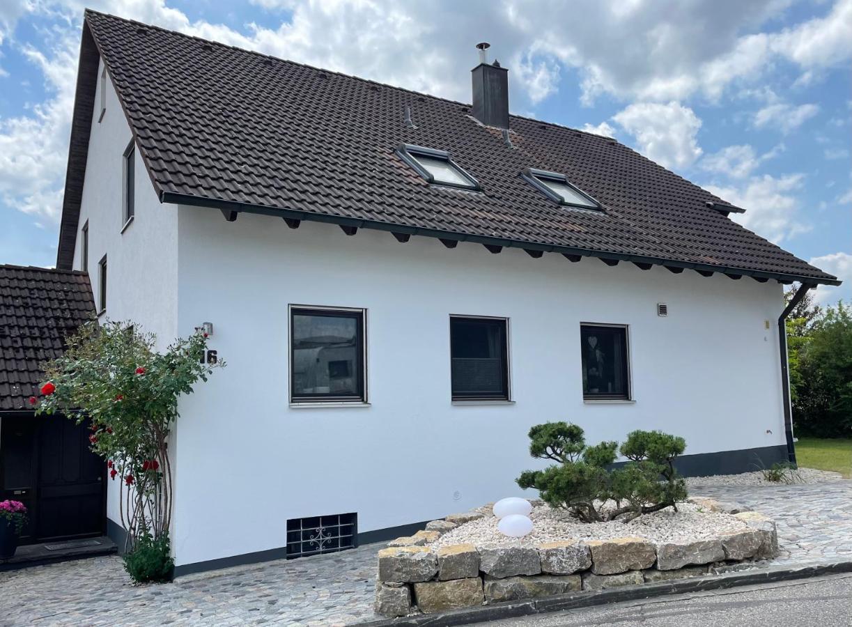 Apartment Am Stadtpark Neumarkt in der Oberpfalz Exterior foto